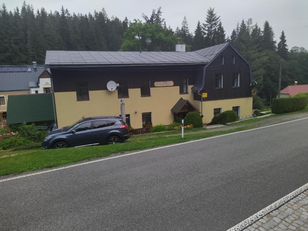 Penzion Borovice Josefův Důl Buitenkant foto