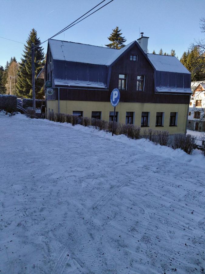 Penzion Borovice Josefův Důl Buitenkant foto