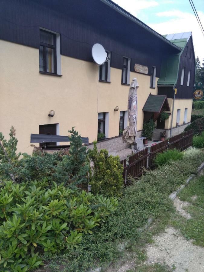 Penzion Borovice Josefův Důl Buitenkant foto